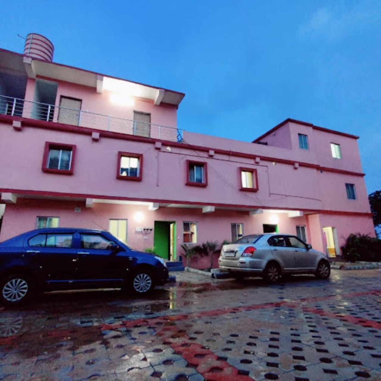 Aiims Nagar Rest House Bhubaneswar Hotell Exteriör bild